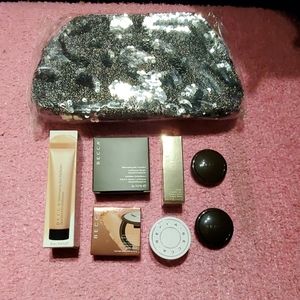 Becca Bundle
